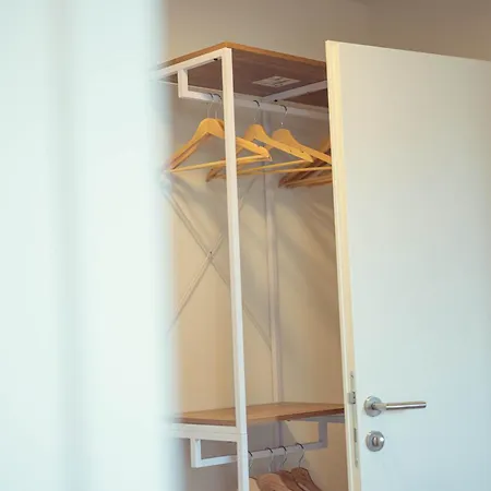 Leonart Living 51 Apartman *
