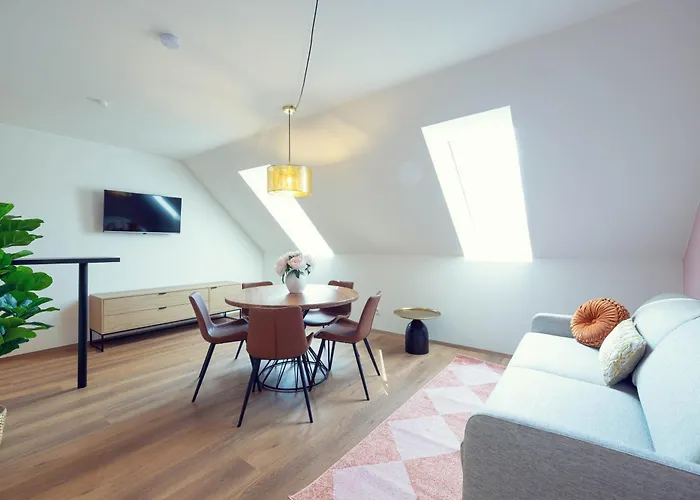 Leonart Living 51 Apartment